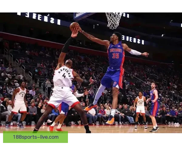 活塞时隔19年再夺东部第一 杜伦贡献16分7篮板乔治砍下20分