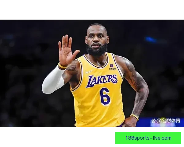 41岁詹姆斯连续11场出手不超15次为胜利转型 吐槽裁判哨声缺失显得格外悲凉