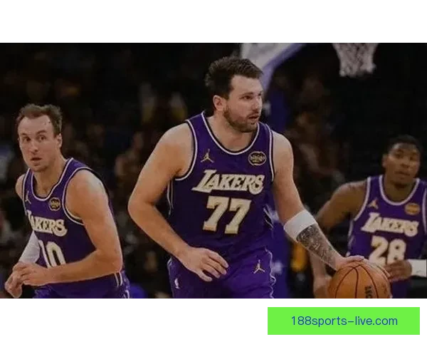 湖人拒绝步行者29分逆转 东契奇狂飙43分詹姆斯隔扣献准三双